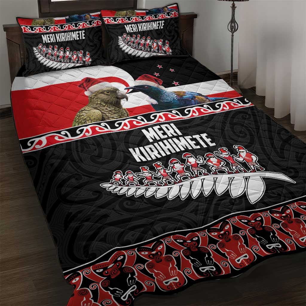 New Zealand Meri Kirihimete Quilt Bed Set Christmas Tui Bird and Kea Bird - Haka Santa with Maori Koru Art Pattern