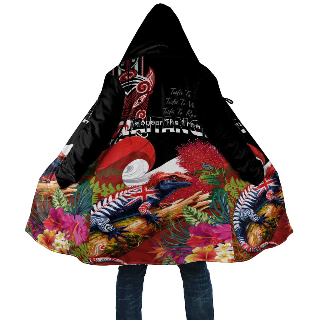 Aotearoa Toitu Te Tiriti Cloak Waitangi-Honour The Treaty NZ Tuatara and Plants LT03 Unisex Multicolor - Polynesian Pride