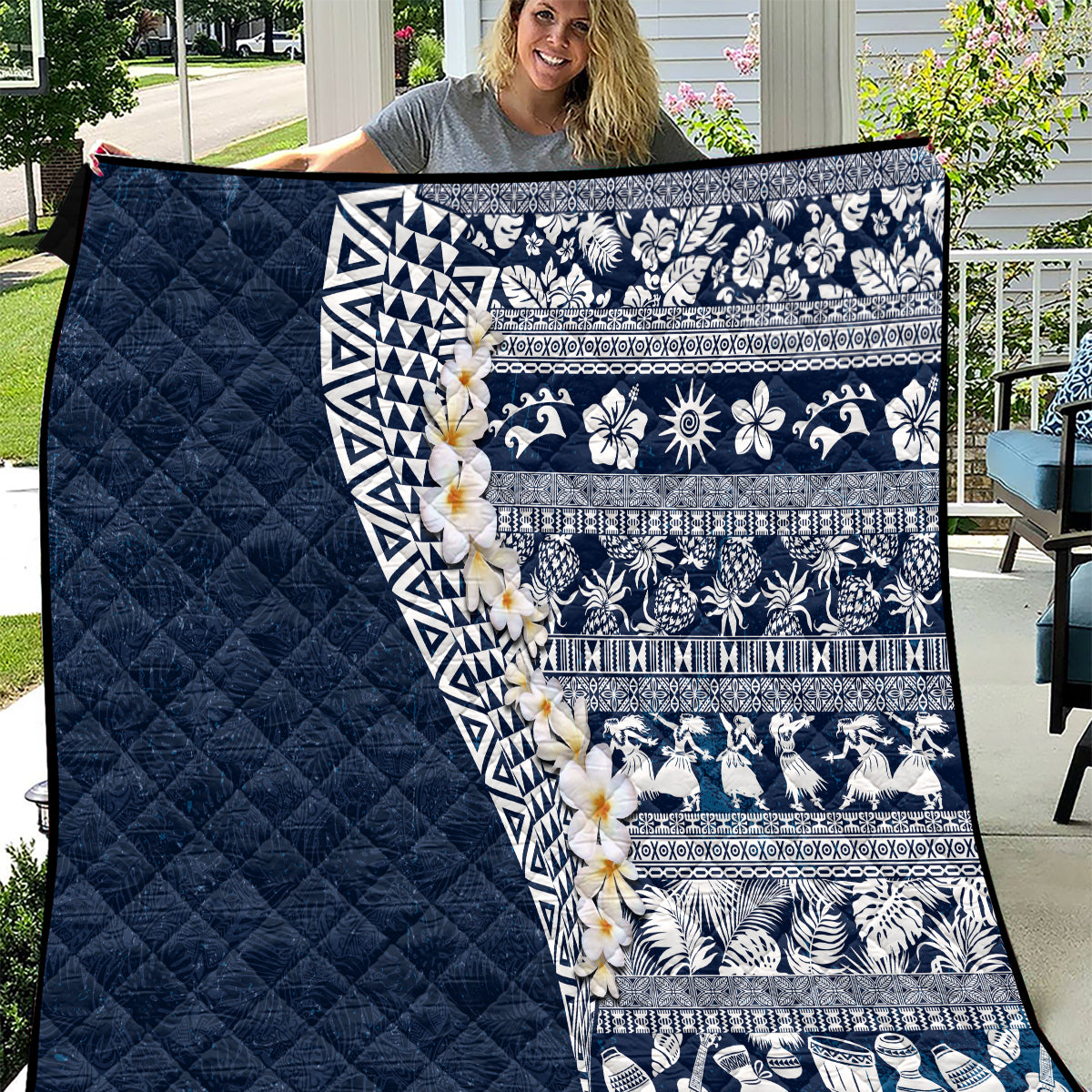 Hawaii Plumeria Tribal Vintage Quilt Special Blue LT03 Blue - Polynesian Pride