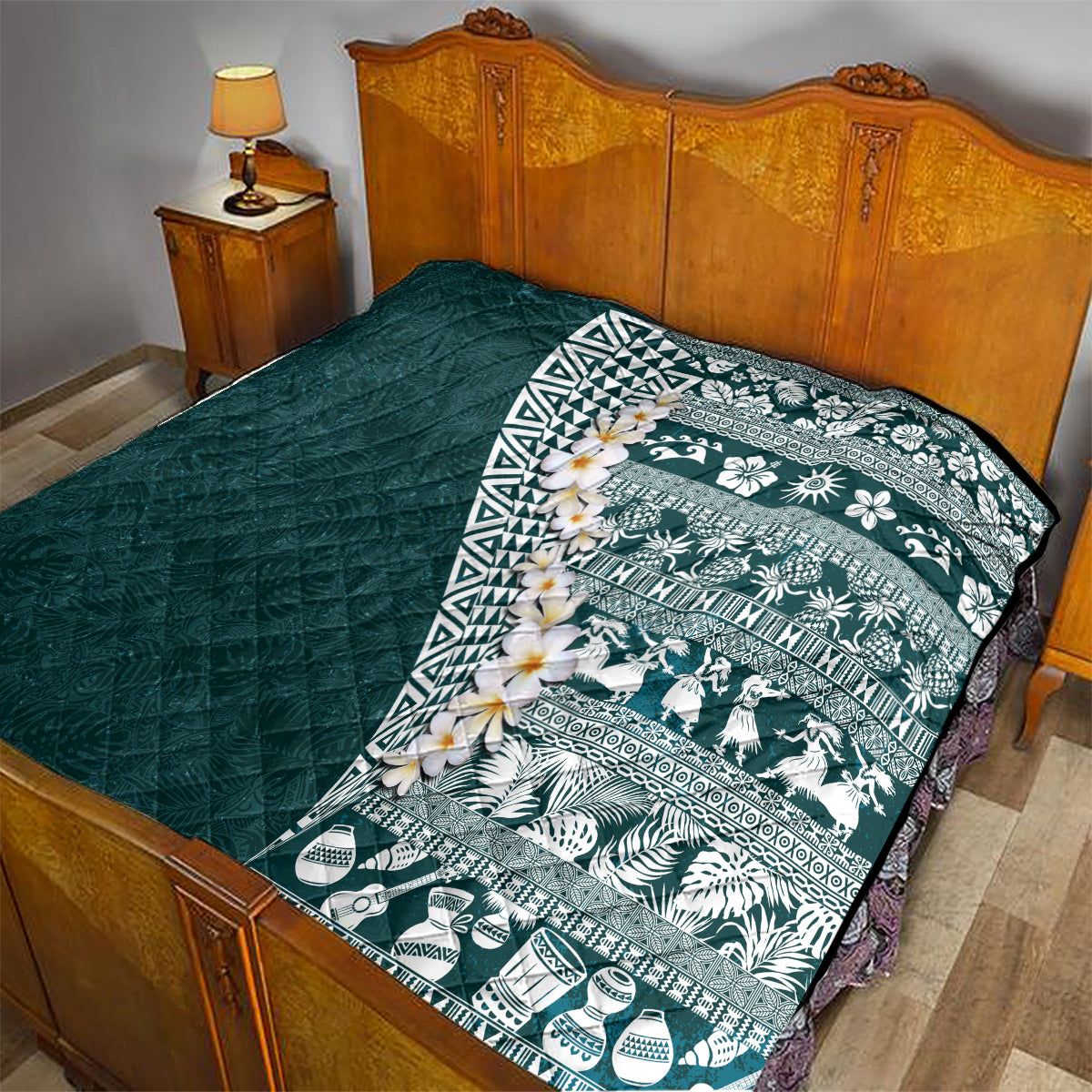 Hawaii Plumeria Tribal Vintage Quilt Special Turquoise LT03 - Polynesian Pride