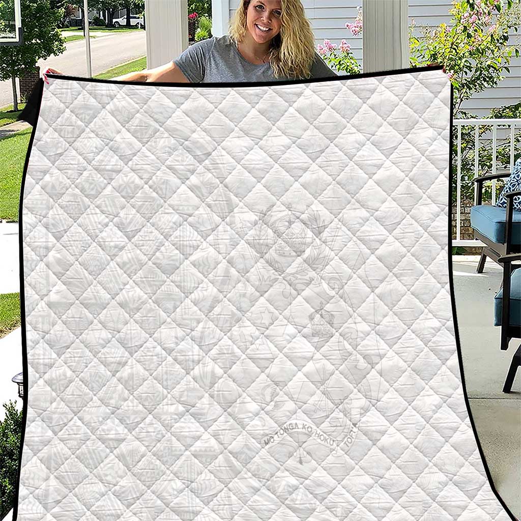 Tonga Faka Sepitema Quilt Ngatu Pattern with Plumeria and Hibiscus LT03 White - Polynesian Pride