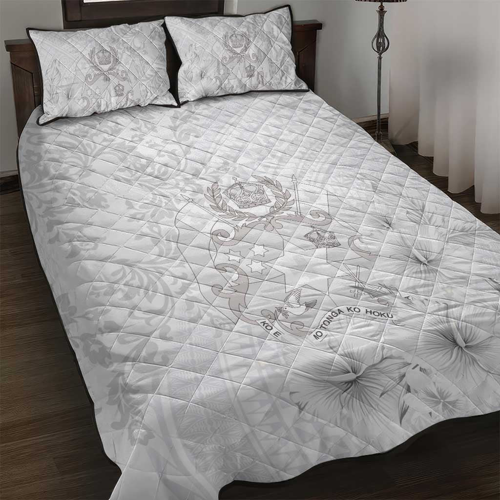 Tonga Faka Sepitema Quilt Bed Set Ngatu and Floral Pattern with Blooming Hibiscus LT03 White - Polynesian Pride