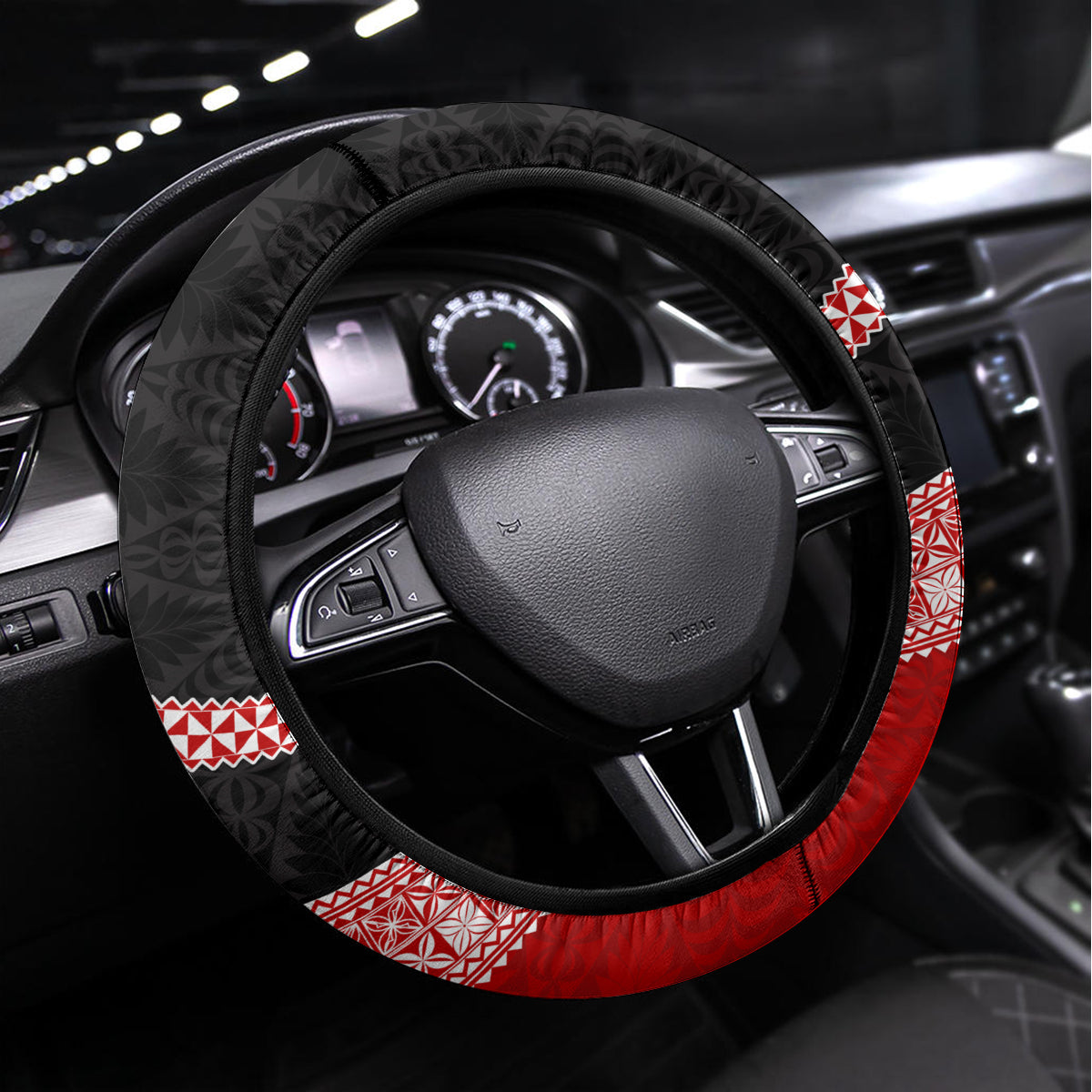 Tonga Steering Wheel Cover Tonga Coat of Arms with Seamless Tapa Ngatu Pattern LT03 Universal Fit Black - Polynesian Pride