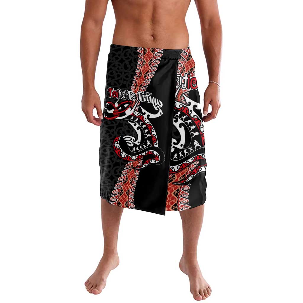 Aotearoa Toitu Te Tiriti Lavalava Maori Taniwha Haka - Honour the Treaty LT03 Black - Polynesian Pride