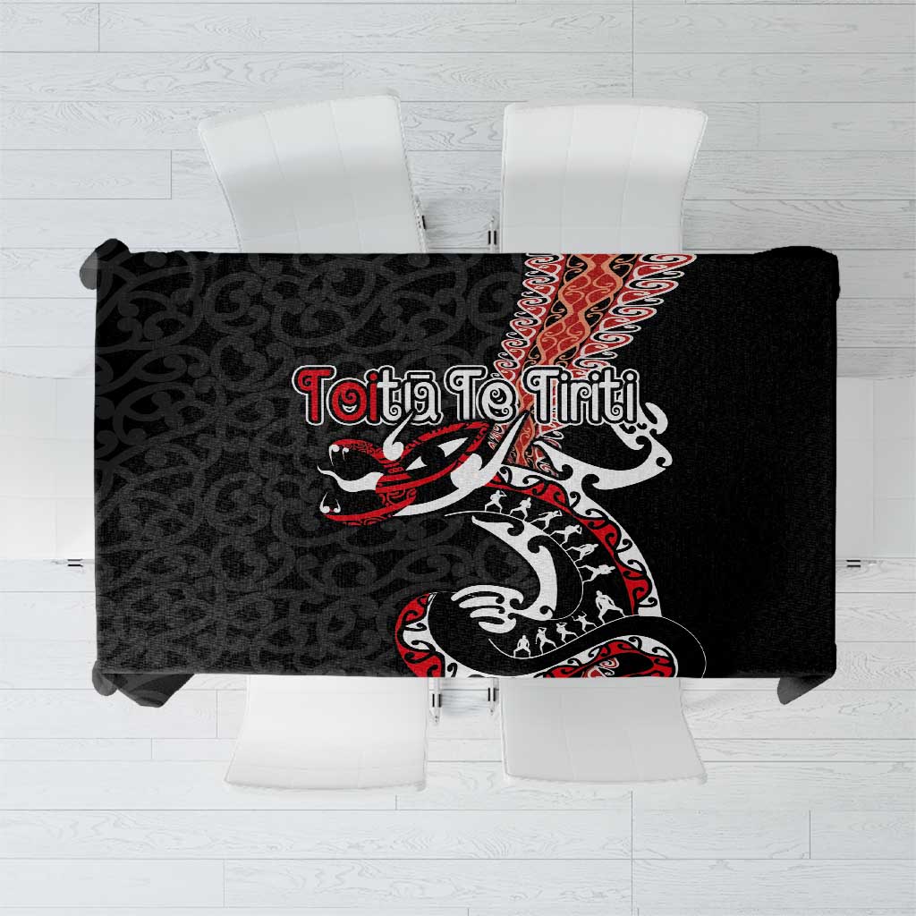 Aotearoa Toitu Te Tiriti Tablecloth Maori Taniwha Haka - Honour the Treaty LT03 Black - Polynesian Pride