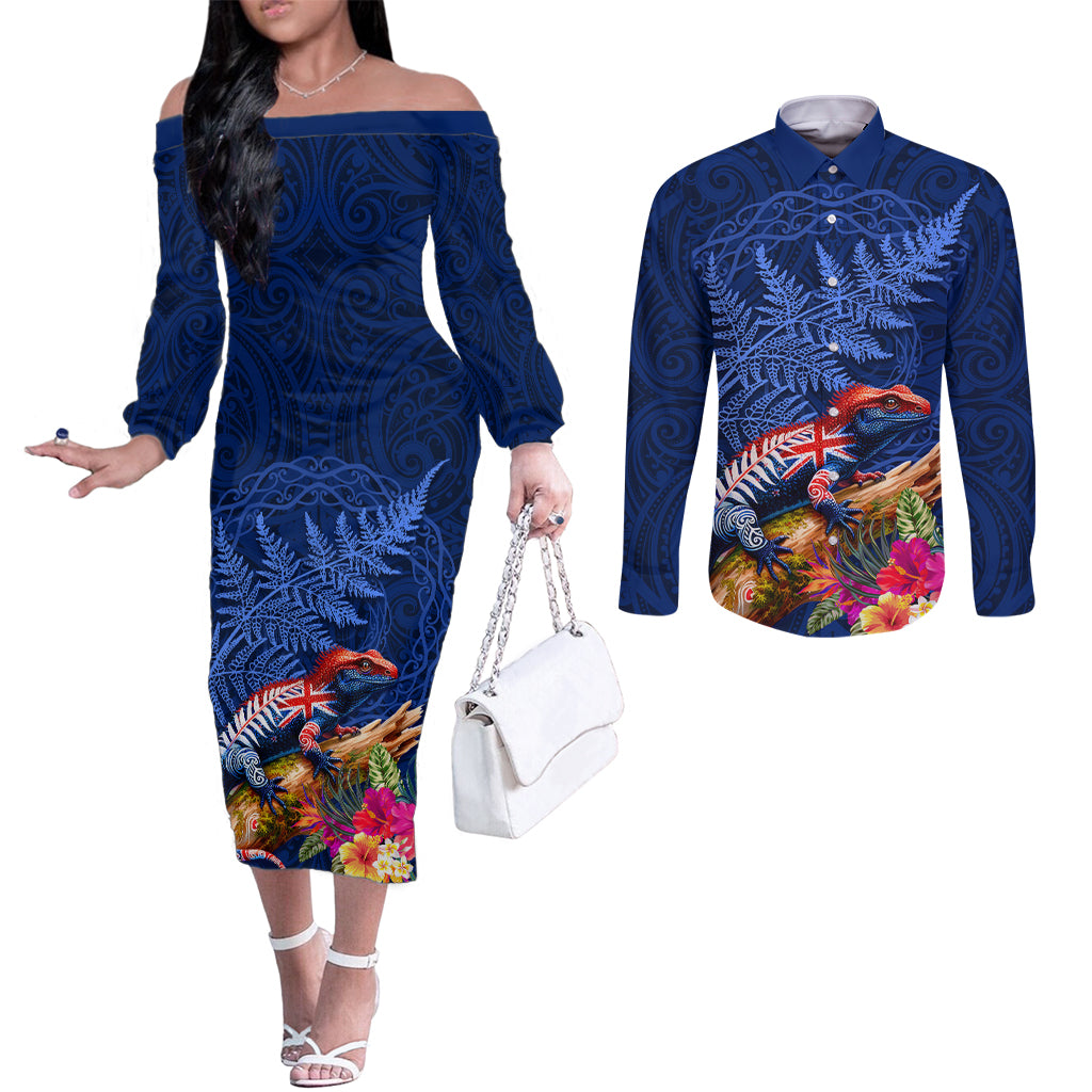 New Zealand Tuatara Couples Matching Off The Shoulder Long Sleeve Dress and Long Sleeve Button Shirt Silver Fern Hibiscus and Tribal Maori Pattern Blue Color