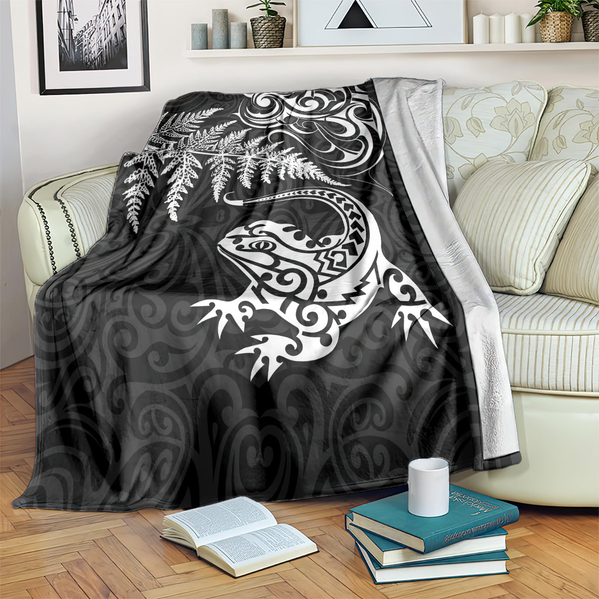 New Zealand Tuatara Tribal Tattoo Blanket Silver Fern and Maori Pattern Black Color