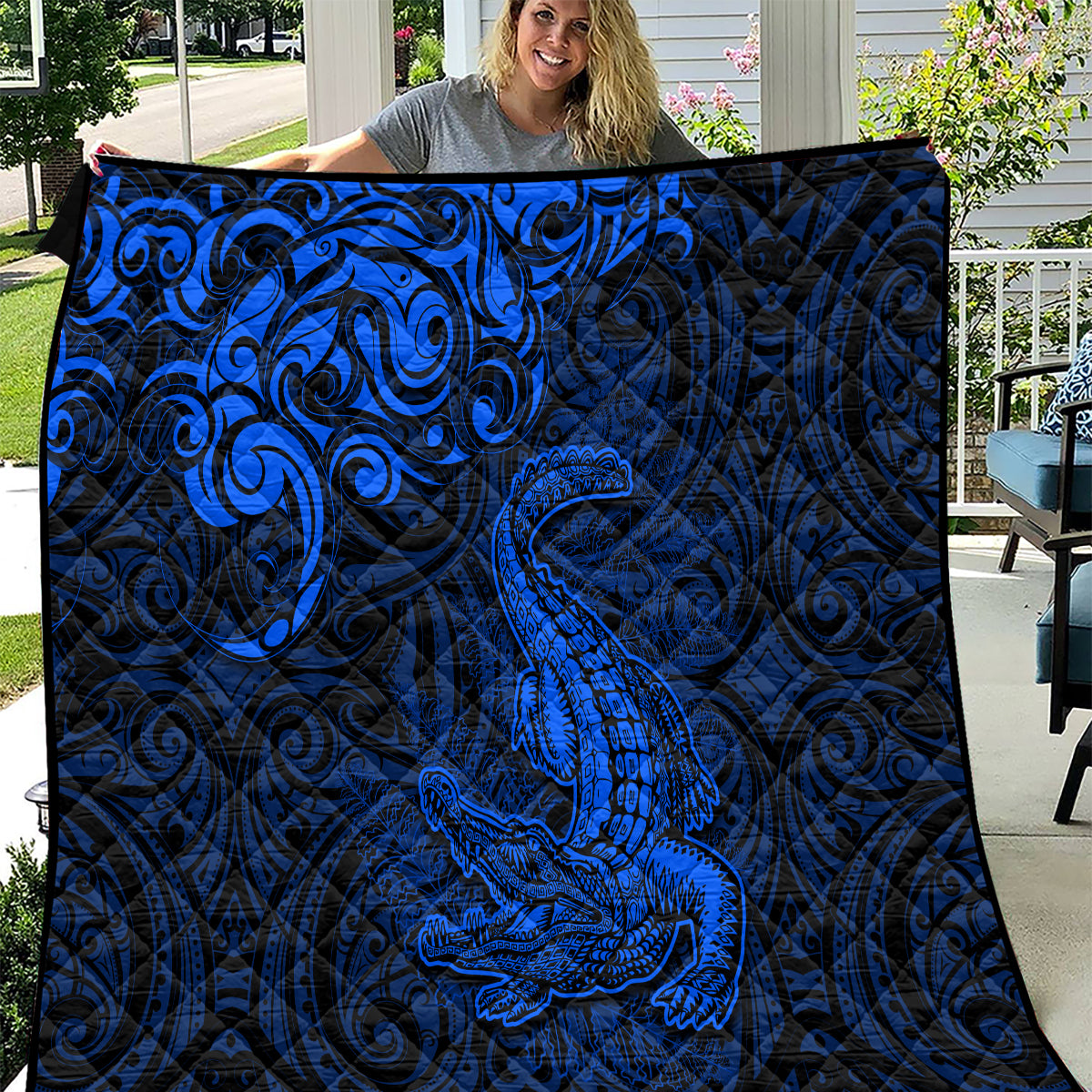 New Zealand Crocodile Tattoo and Fern Quilt Maori Pattern Blue Color