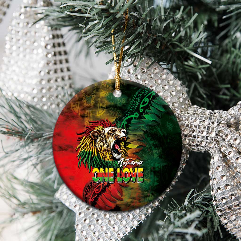 Aotearoa One Love Ceramic Ornament Reggae Lion with Kakahu Huruhuru LT03 - Polynesian Pride