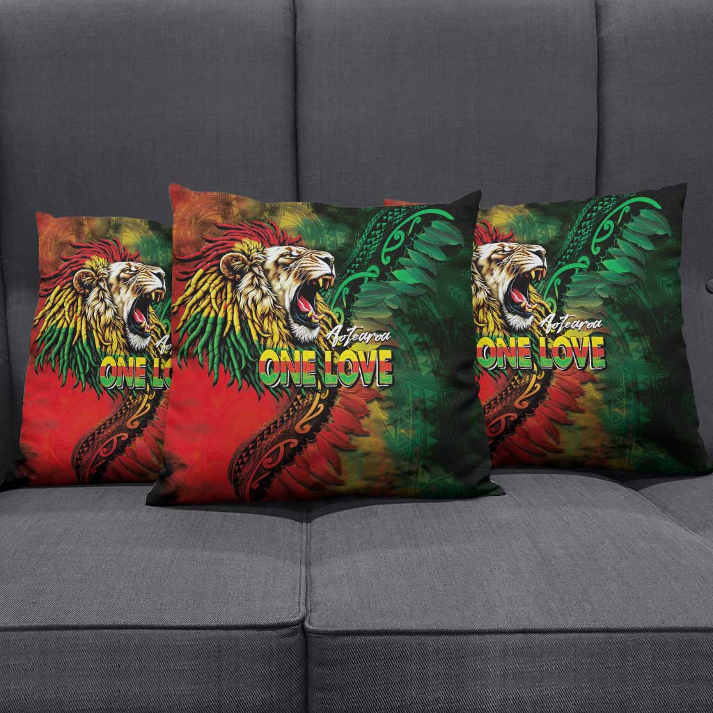 Aotearoa One Love Pillow Cover Reggae Lion with Kakahu Huruhuru LT03 - Polynesian Pride