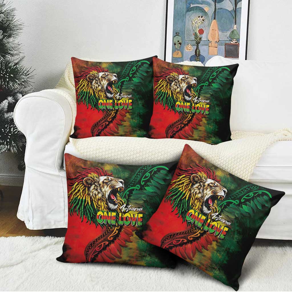 Aotearoa One Love Pillow Cover Reggae Lion with Kakahu Huruhuru LT03 - Polynesian Pride
