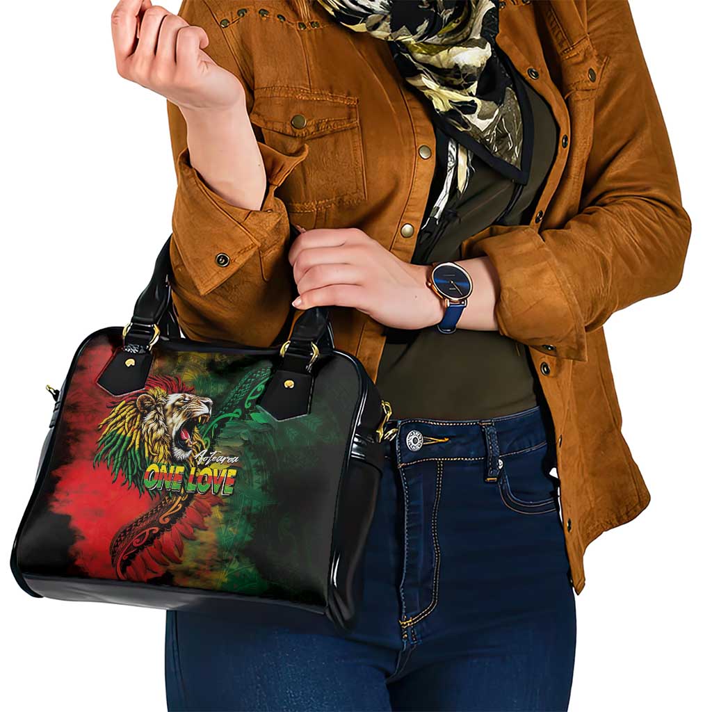 Aotearoa One Love Shoulder Handbag Reggae Lion with Kakahu Huruhuru LT03 - Polynesian Pride