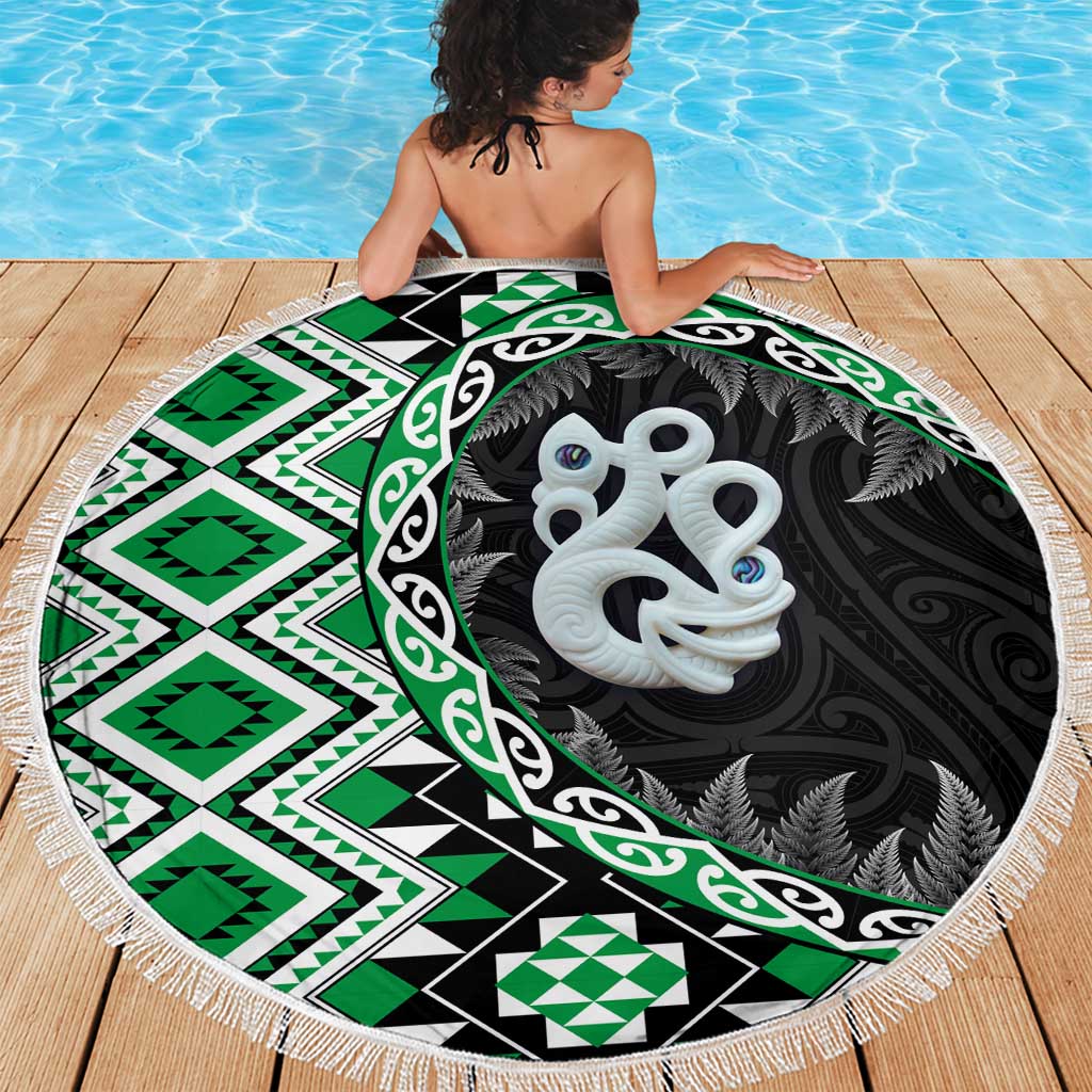 Green Taniko Motif Aotearoa Manaia and Silver Fern Beach Blanket LT03 - Polynesian Pride