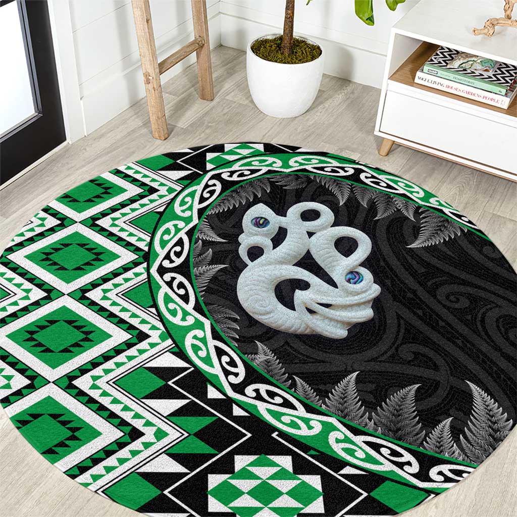Green Taniko Motif Aotearoa Manaia and Silver Fern Round Carpet LT03 Green - Polynesian Pride
