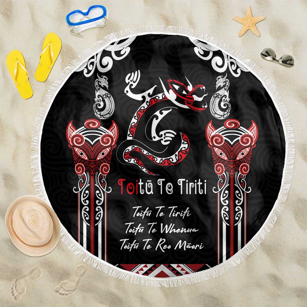 Aotearoa Toitu Te Tiriti-Maori Taniwha Beach Blanket Toitu Te Whenua Toitu Te Reo Maori LT03 One Size 150cm Black - Polynesian Pride
