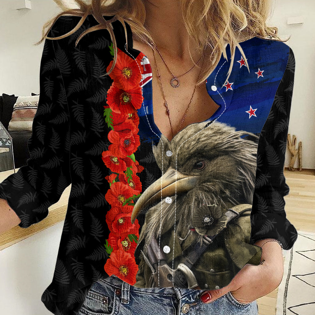 New Zealand Kiwi Soldier ANZAC Women Casual Shirt Red Poppy Flower and Silver Fern Pattern LT03 Female Black - Polynesian Pride