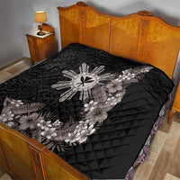 Tropical Hawaii and Philippines Quilt Kanaka Maoli and Sun Badge Batok Tattoo Grayscale LT03 - Polynesian Pride