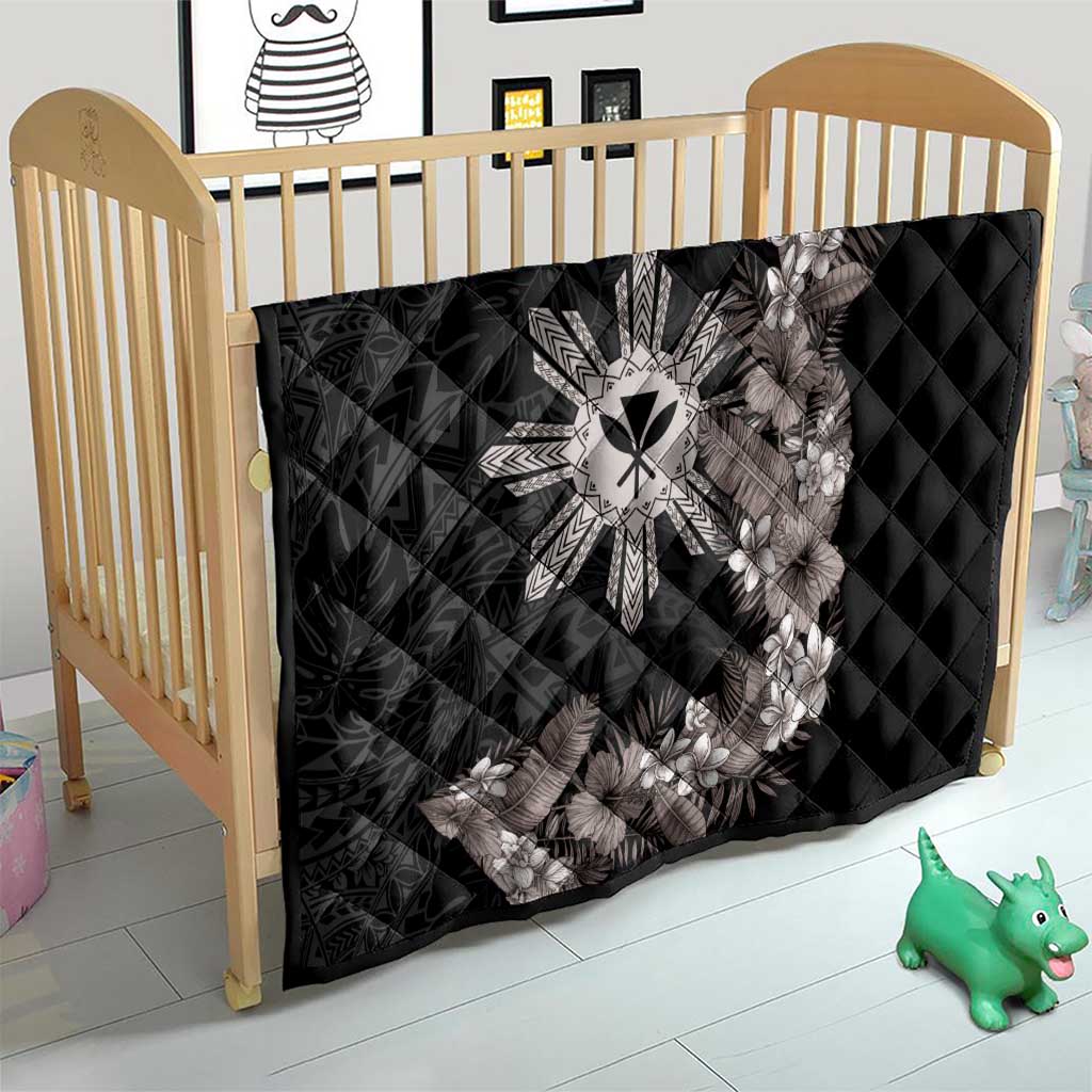 Tropical Hawaii and Philippines Quilt Kanaka Maoli and Sun Badge Batok Tattoo Grayscale LT03 - Polynesian Pride