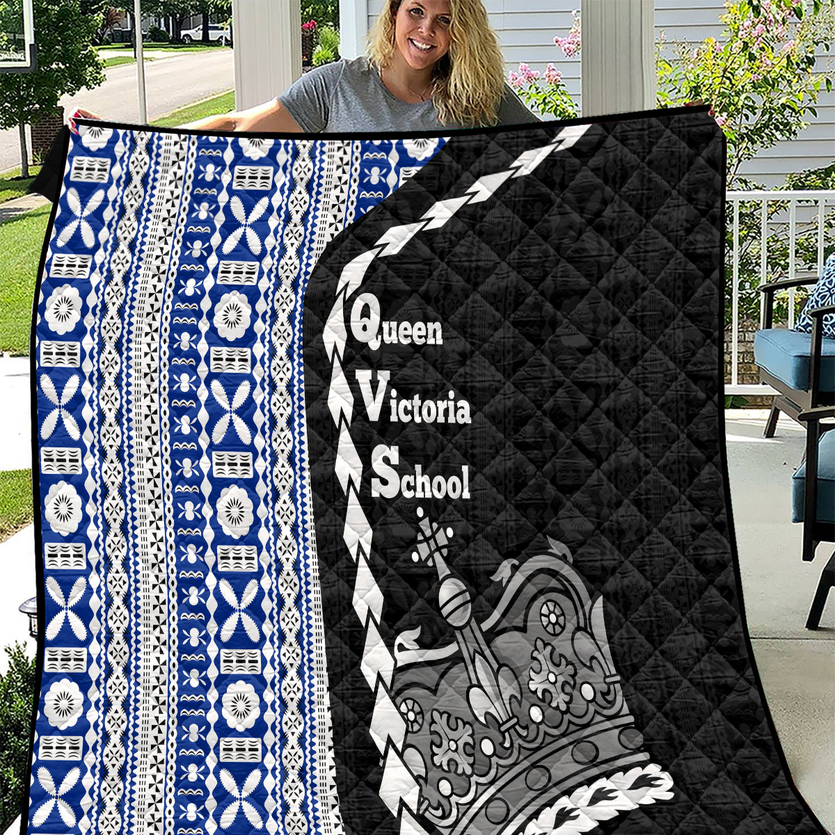 Fiji Queen Victoria School Quilt Tapa and Polynesian Tribal Pattern Half Style LT03 Black - Polynesian Pride