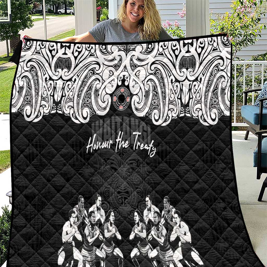Aotearoa Waitangi Day - Toitu Te Tiriti Quilt New Zealand Honour the Treaty LT03 Black - Polynesian Pride