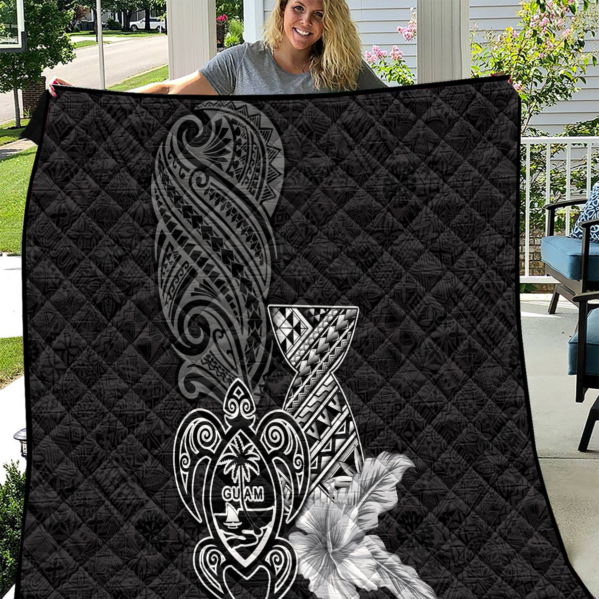 Guam Latte Stone Chamorro Culture Quilt Tapa Pattern LT03 Black - Polynesian Pride