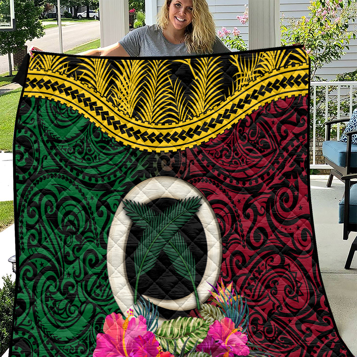 Vanuatu 44th Anniversary Independence Day Quilt Boars Tusk and Namele Plant LT03 Black - Polynesian Pride
