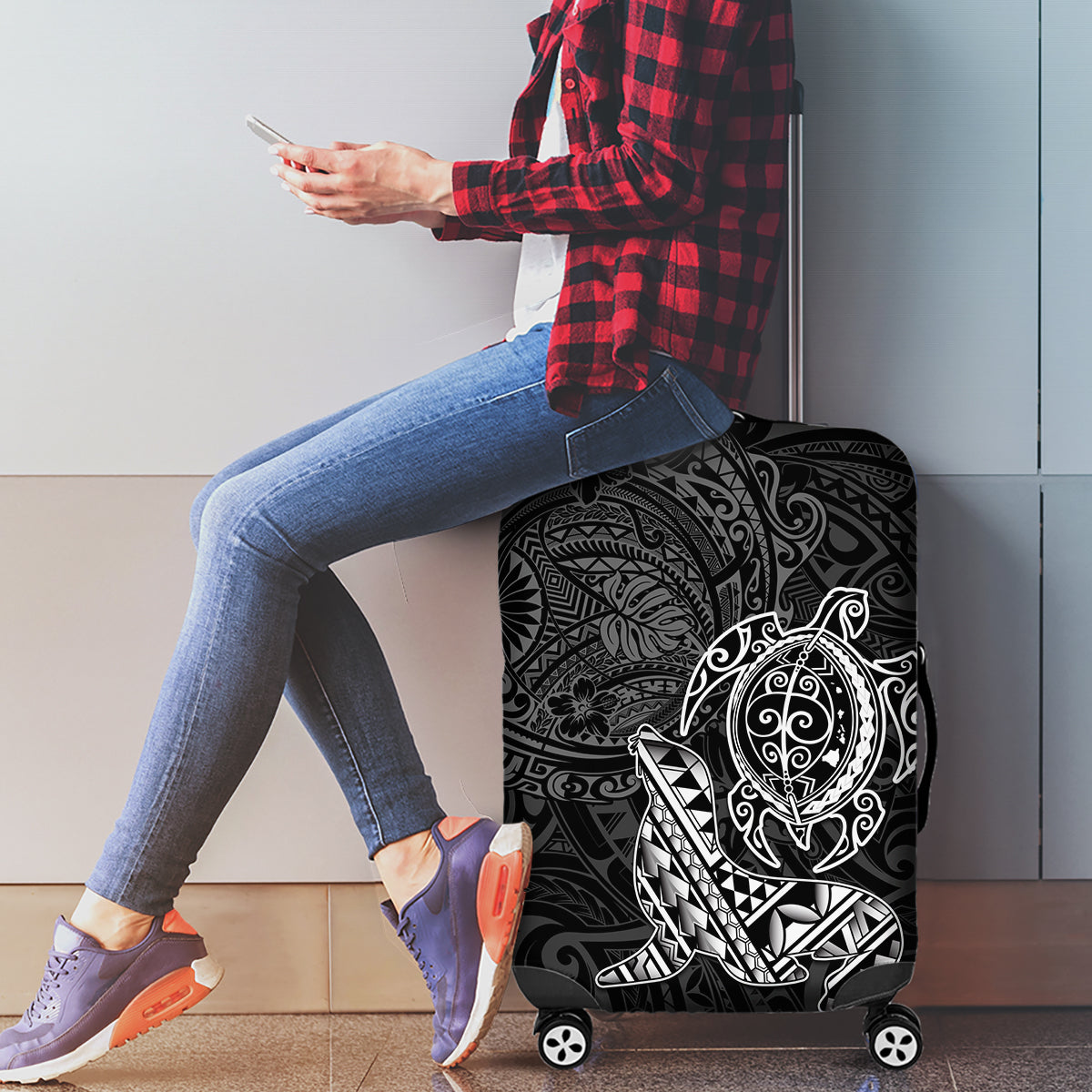 Hawaii Monk Seal and Dolphin Luggage Cover Polynesian Kakau Pattern Black White Color LT03 - Polynesian Pride