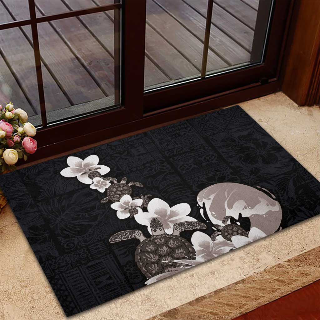 Hawaiian Plumeria and Turtle Rubber Doormat with Polynesian Tribal Art Pattern Grayscale Color LT03 - Polynesian Pride