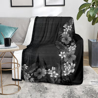 Hawaii Tropical Flowers and Leaves Blanket Tapa Pattern Grayscale Mode LT03 - Polynesian Pride