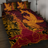 Hawaiian Volcano and Shark Quilt Bed Set Polynesian and Hibiscus Pattern Lava Color LT03 Red - Polynesian Pride