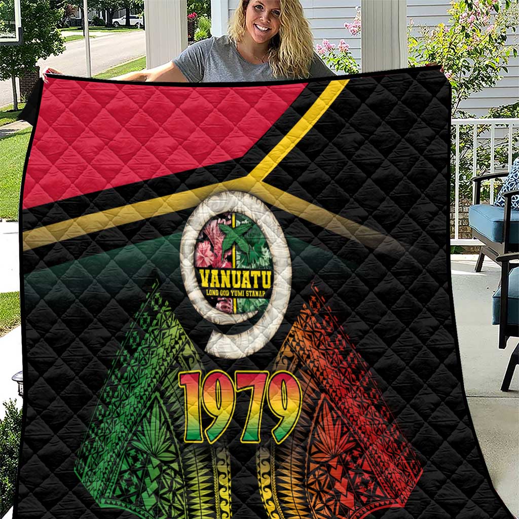 Vanuatu Constitution Day Quilt Polynesian Tattoo and Pig Tusk Since 1979 LT03 Black - Polynesian Pride