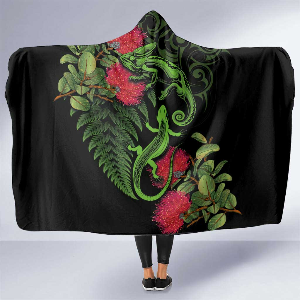 New Zealand Chameleon and Gecko Hooded Blanket Maori Silver Fern and Pohutukawa Decoration