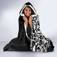New Zealand Maori Warrior Rugby Hooded Blanket Silver Fern LT03 - Polynesian Pride