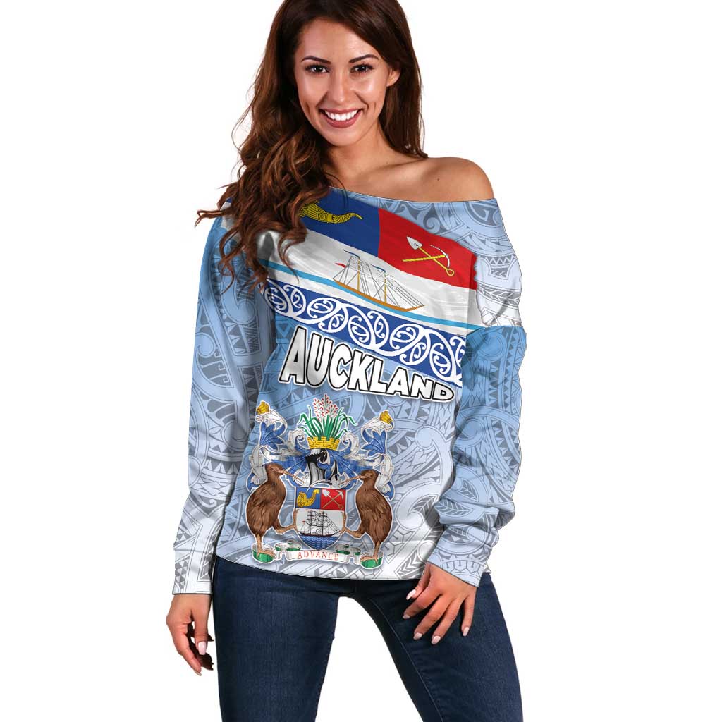 New Zealand Auckland Off Shoulder Sweater Auckland's Flag and Coat of Arms - Koru Art Maori Pattern LT03 Women Light Blue - Polynesian Pride