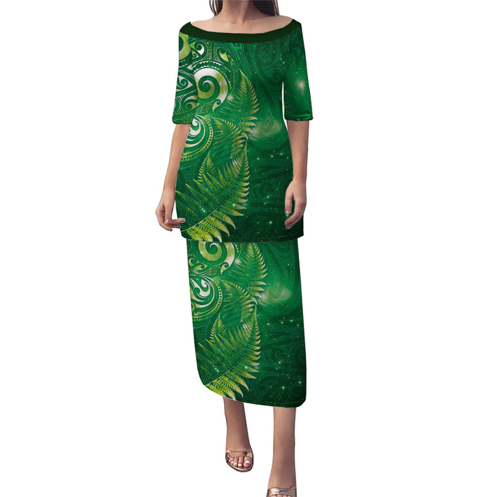 Aotearoa New Zealand New Year Puletasi Tribal Koru Tattoo Green Galaxy Maori Silver Fern LT03 Long Dress Green - Polynesian Pride