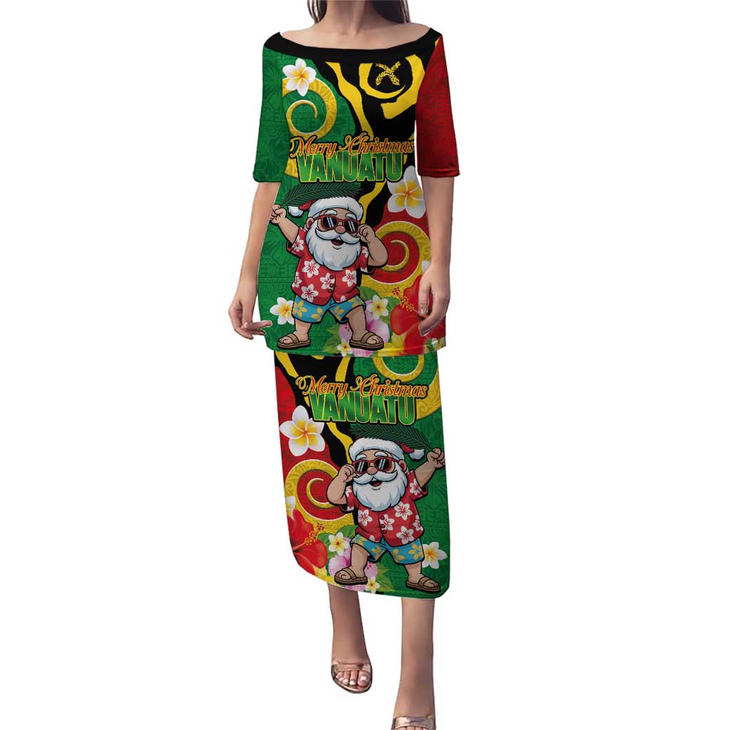 Vanuatu Christmas Puletasi Funny Santa with Namele and Boar Tusk Tribal LT03 Long Dress Green - Polynesian Pride