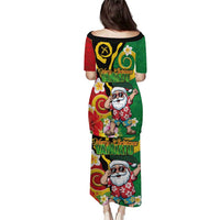 Vanuatu Christmas Puletasi Funny Santa with Namele and Boar Tusk Tribal LT03 - Polynesian Pride