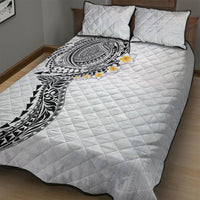 Hawaiian Tribal Tattoo and Plumeria Quilt Bed Set Polynesian Pattern White Color