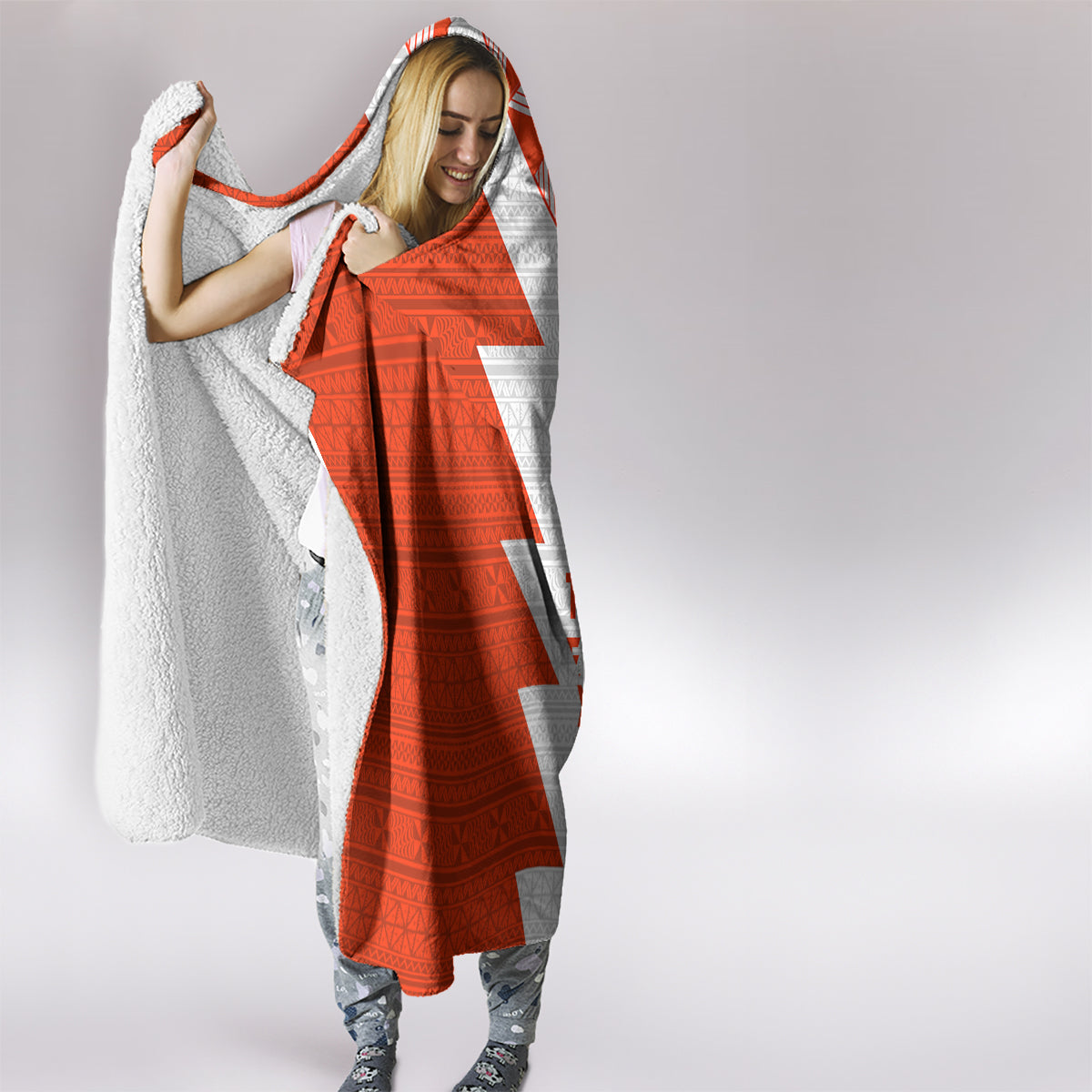 Custom Tonga Rugby Hooded Blanket Ikale Tahi Ngatu Tribal Pattern Half Style LT03 - Polynesian Pride
