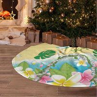Hawaiian Mele Kalikimaka Tree Skirt Funny Santa Claus on Beach with Tropical Plants and Lei LT03 - Polynesian Pride
