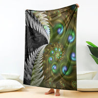 New Zealand Blanket Koru Abstract Art and Silver Fern Maori Pattern LT03 - Polynesian Pride