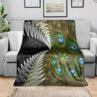 New Zealand Blanket Koru Abstract Art and Silver Fern Maori Pattern LT03 - Polynesian Pride