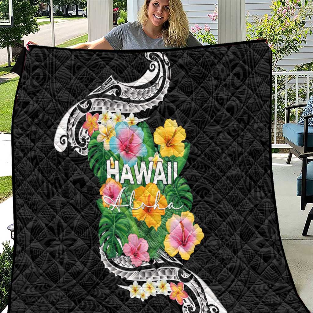 Hawaii Aloha Tropical Leaves and Flower Quilt with Polynesian Art Tattoo Black Color LT03 Black - Polynesian Pride