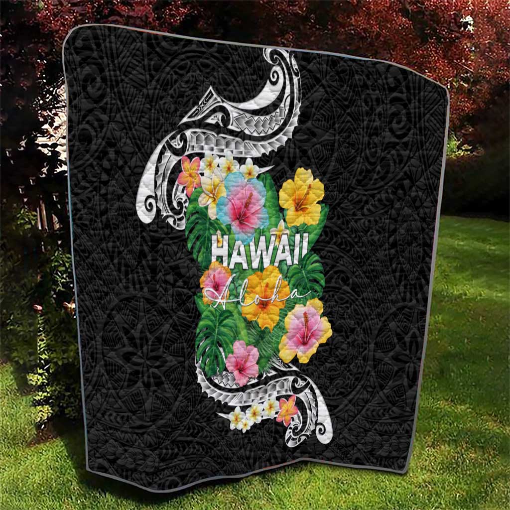 Hawaii Aloha Tropical Leaves and Flower Quilt with Polynesian Art Tattoo Black Color LT03 - Polynesian Pride
