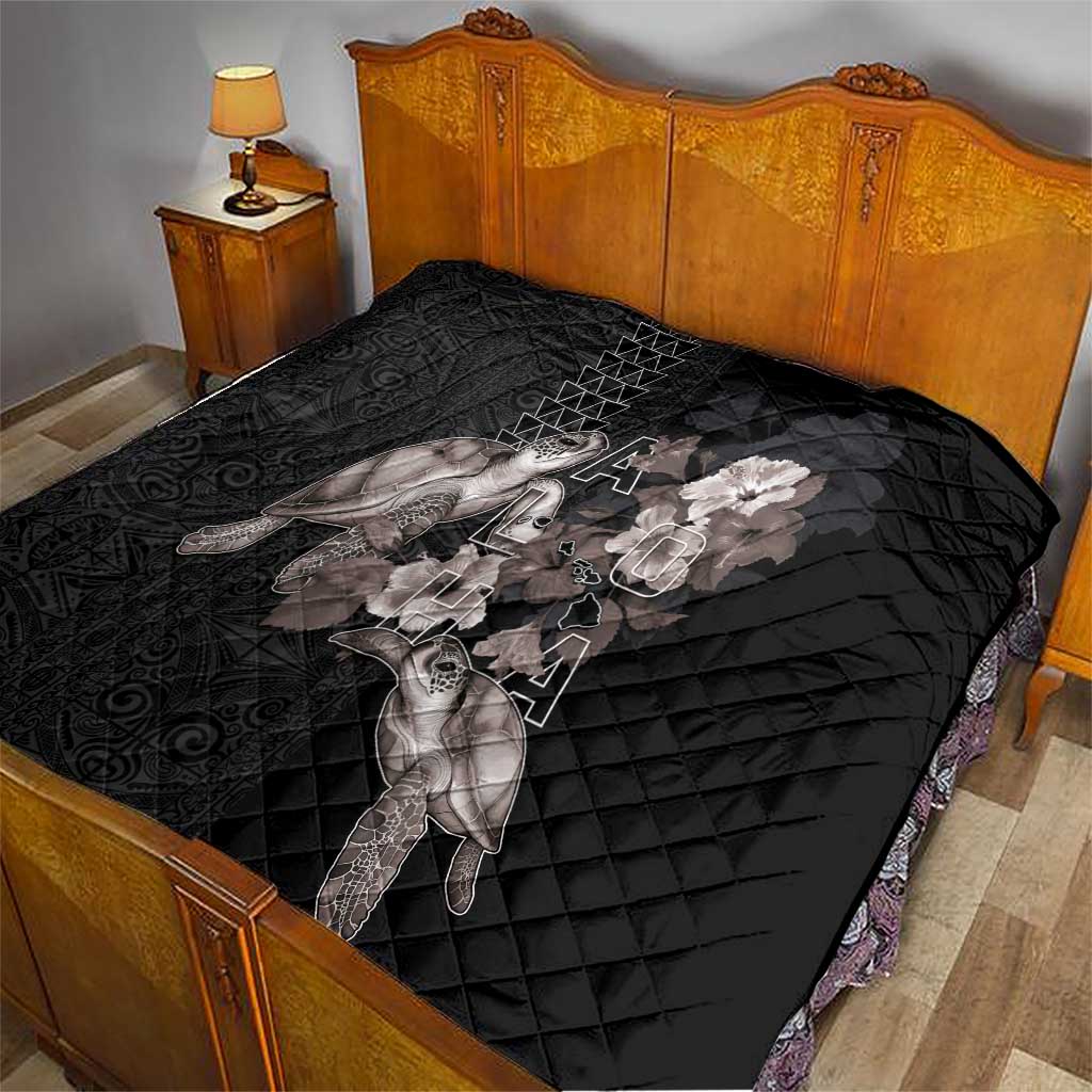 Hawaii Aloha Turtle Hibiscus and Leaves Quilt with Polynesian and Kakau Tattoos Black Color LT03 - Polynesian Pride