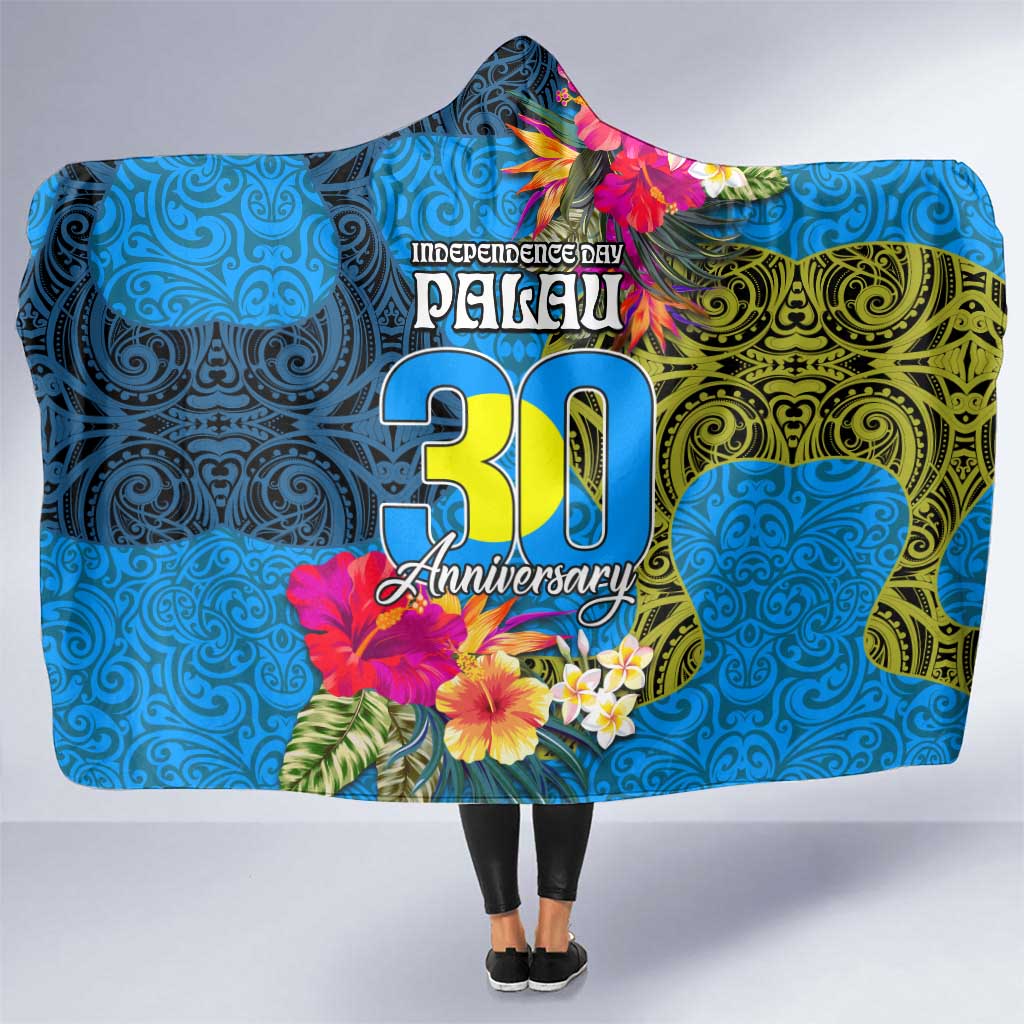 Palau Independence Day Hooded Blanket 1st October 30th Anniversary Polynesian Jungle Flower LT03 One Size Blue - Polynesian Pride
