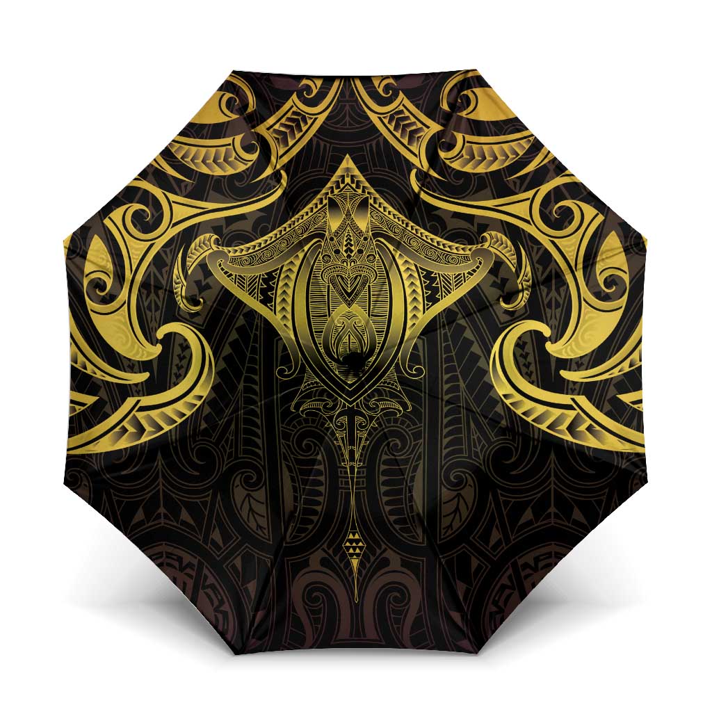 New Zealand Aotearoa Umbrella Maori Manta Ray Moko Gold LT05 One Size Folded 11.42 inch Opened Diameter 37.4 inch Gold - Polynesian Pride