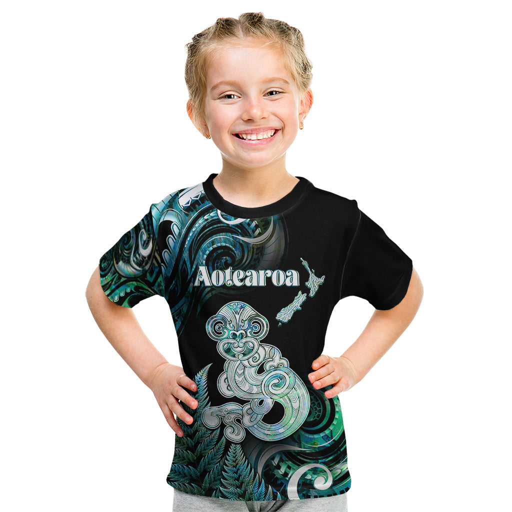 Personalised New Zealand Maori Taniwha Kid T Shirt Silver Fern Paua Shell Version