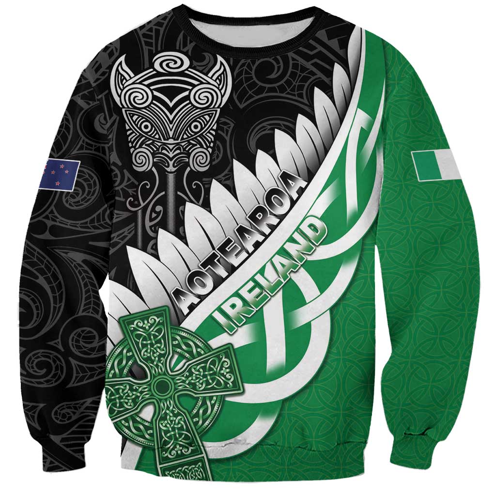 New Zealand And Ireland Rugby Custom Sweatshirt Silver Fern With Celtic Cross LT05 Unisex Green - Polynesian Pride