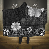 Hawaii Hibiscus With Black Polynesian Pattern Hooded Blanket LT05 One Size Black - Polynesian Pride